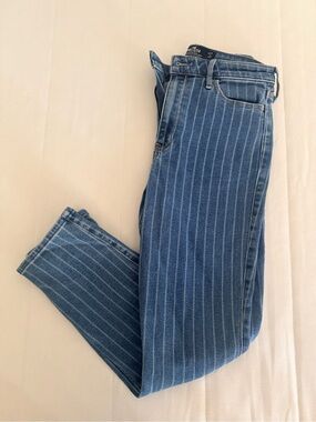 Hollister Women’s Skinny Blue Denim Jeans